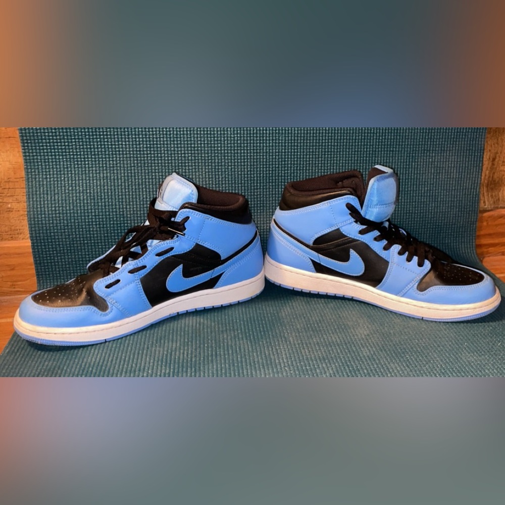 Jordan Sneakers - Black and Blue